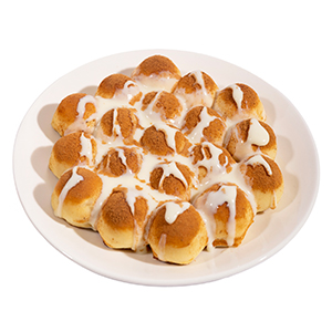 Khaliah-Cinnabon-small